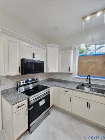$465,000 | 203 Lafayette Avenue, Colonial Heights, VA 23834