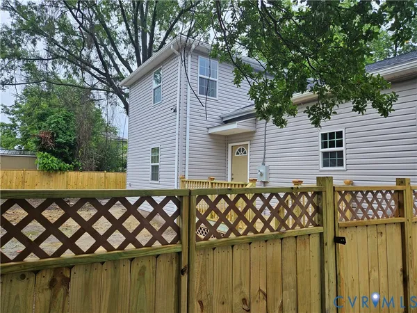 $465,000 | 203 Lafayette Avenue, Colonial Heights, VA 23834