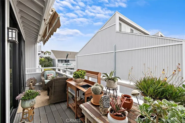 a view of outdoor space yard and patio