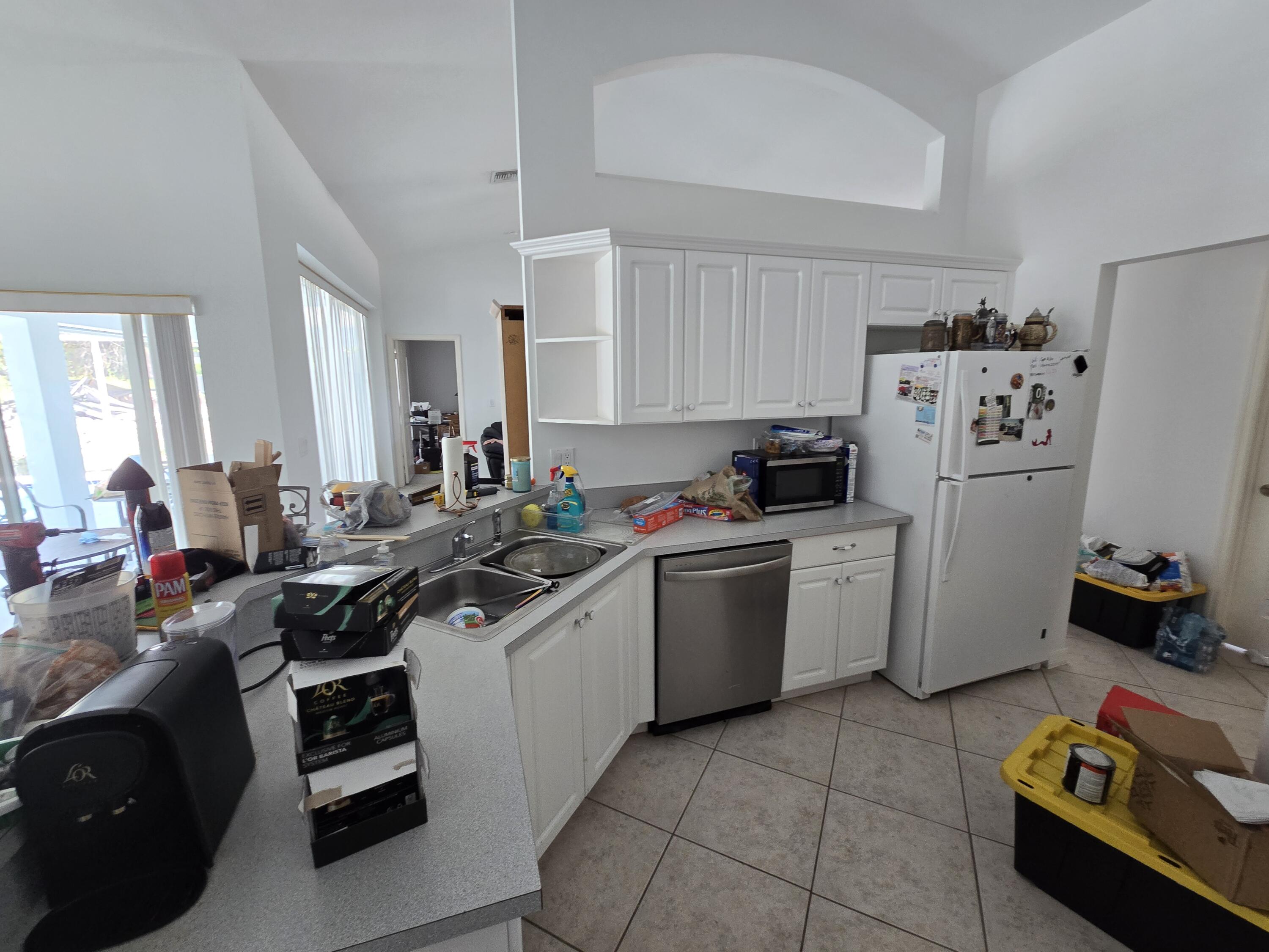 2049 San Marco Road Marco Island, FL 34145 - Photo 26 of 71 Kitchen with Stuff