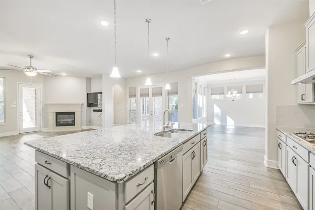 $585,000 | 210 Liatris Court, Conroe, TX 77304