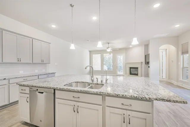 $585,000 | 210 Liatris Court, Conroe, TX 77304