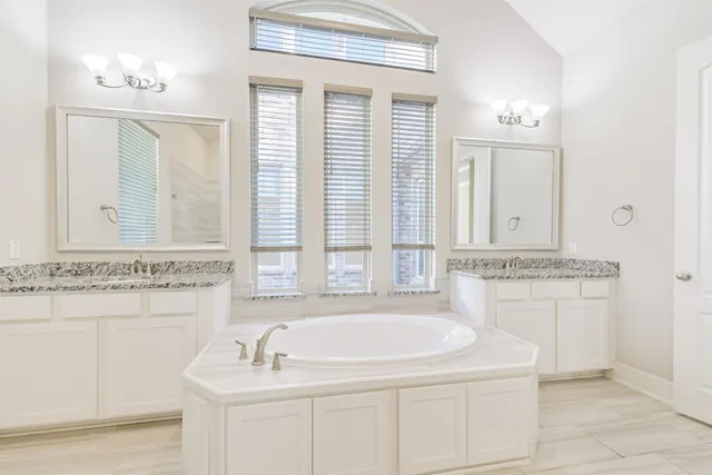 $585,000 | 210 Liatris Court, Conroe, TX 77304