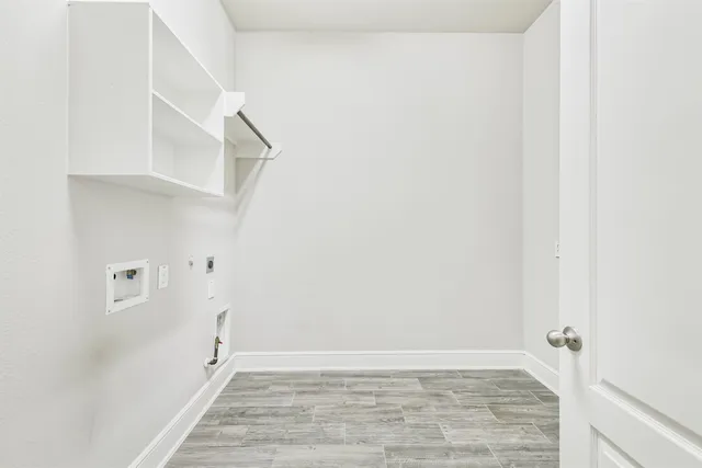 $585,000 | 210 Liatris Court, Conroe, TX 77304