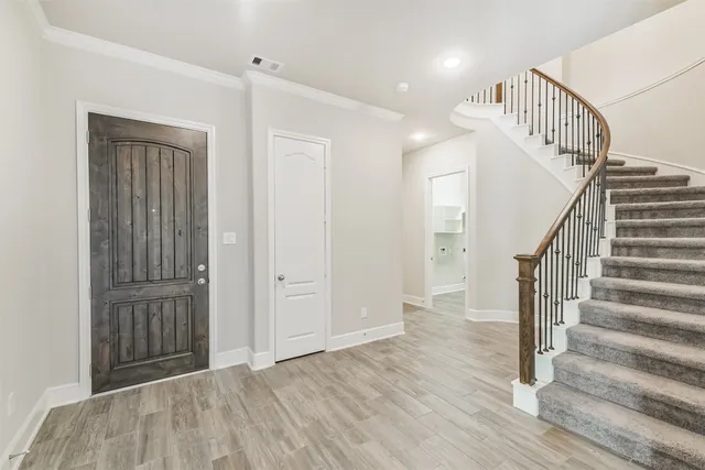 $585,000 | 210 Liatris Court, Conroe, TX 77304