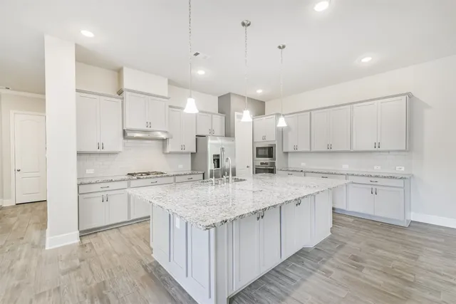 $585,000 | 210 Liatris Court, Conroe, TX 77304