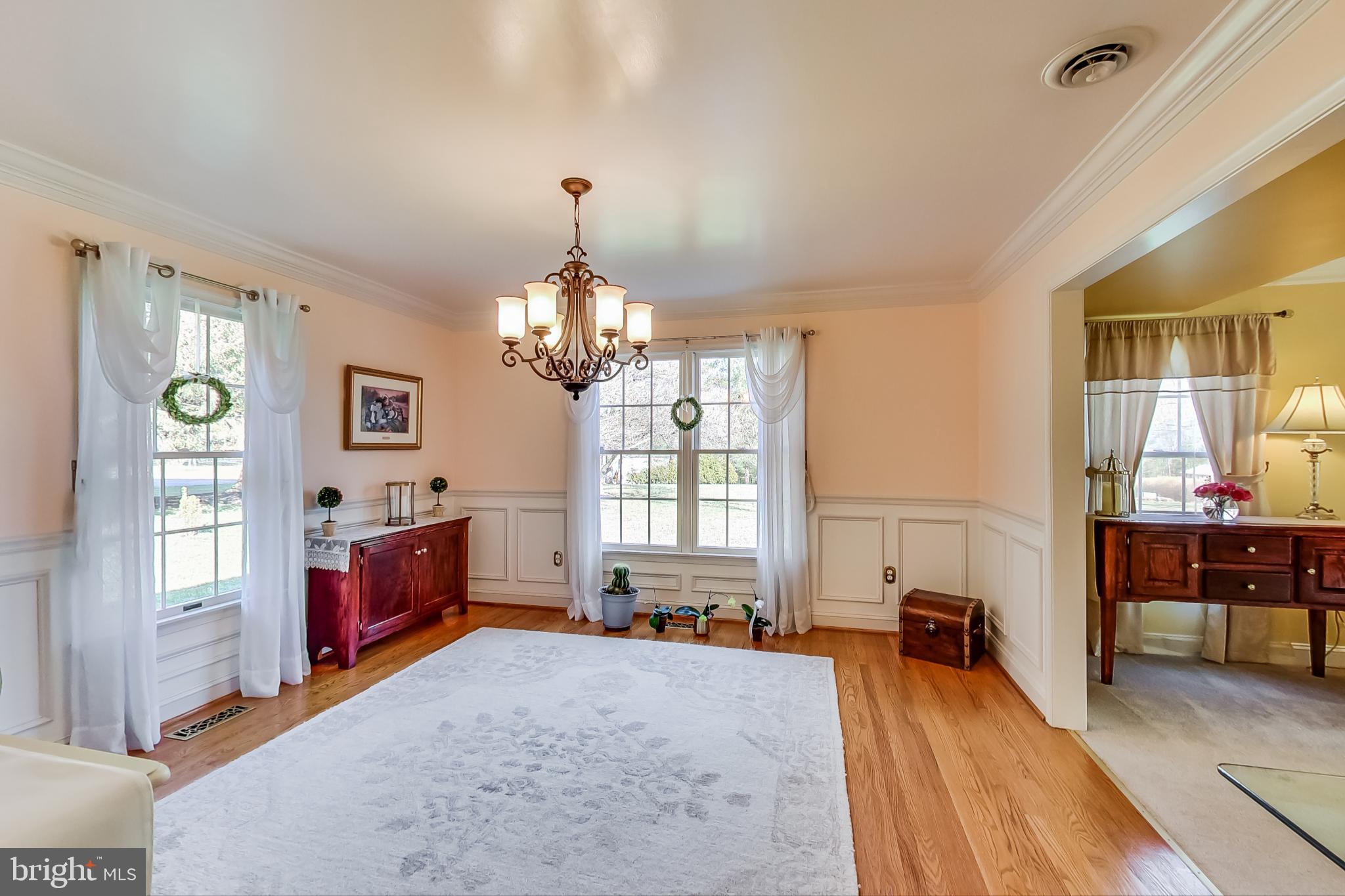 4089 Sharp Road Glenelg, MD 21737 - Photo 13 of 76 Dining Room