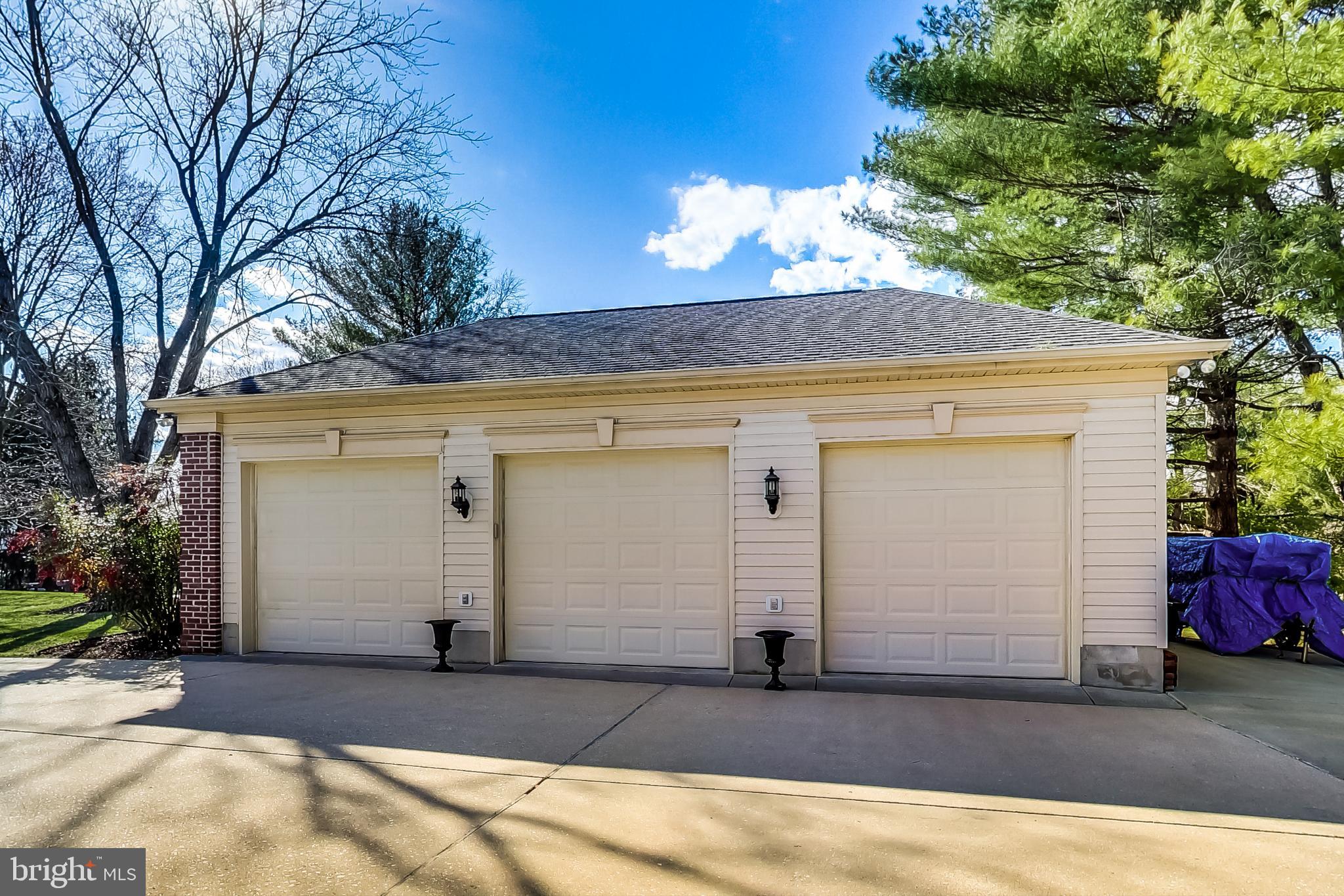 4089 Sharp Road Glenelg, MD 21737 - Photo 66 of 76 Three car detached garage