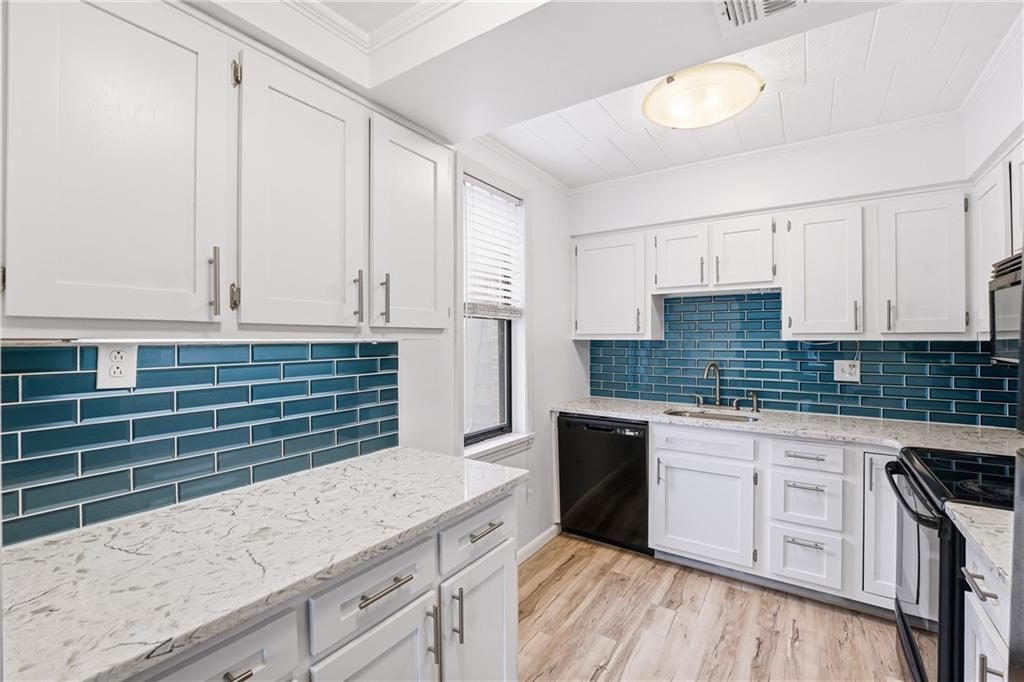 700 4th Street, Unit 6 Pittsburgh, PA 15215 - Photo 7 of 42