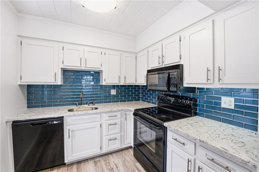 700 4th Street, Unit 6 Pittsburgh, PA 15215 - Photo 9 of 42