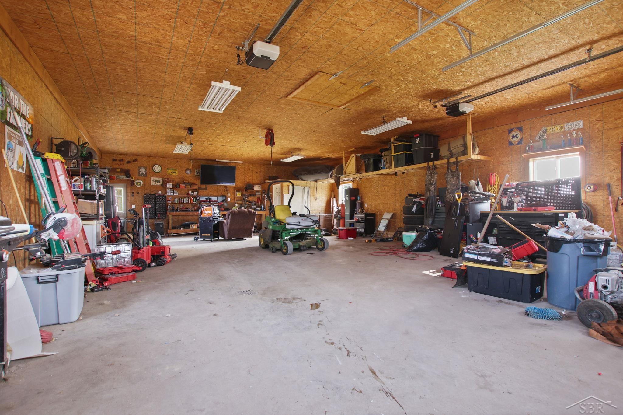 18890 Lakefield Road Merrill, MI 48637 - Photo 29 of 46 50109212-28.JPG