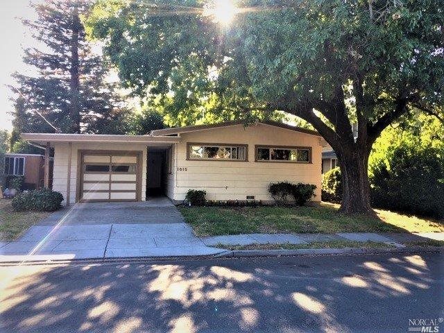1015 Colorado Boulevard Santa Rosa, CA 95405 - Photo 1 of 1 Magnificant shade tree in front yard