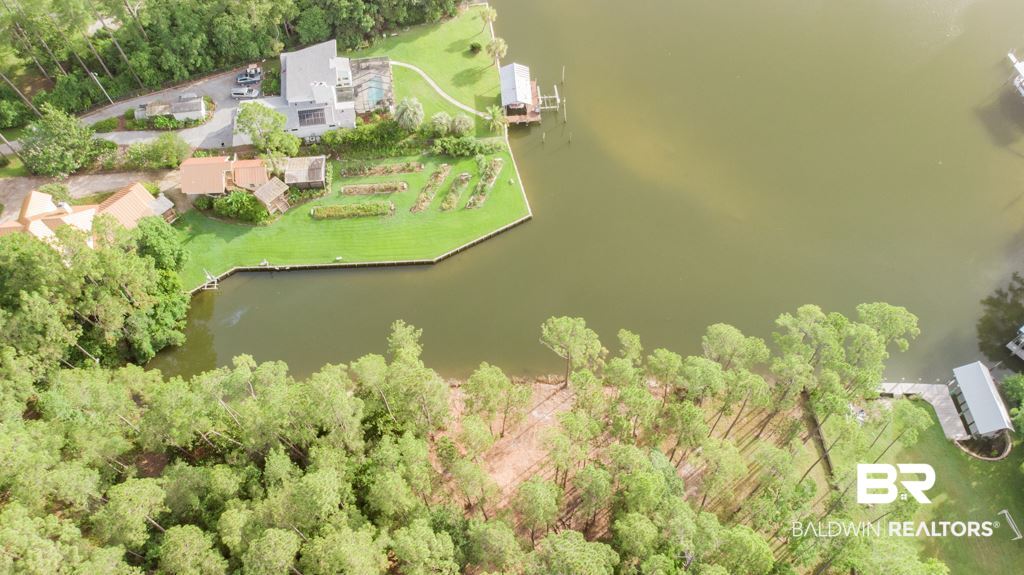 4 South Bayou Drive Elberta, AL 36530 - Photo 9 of 23