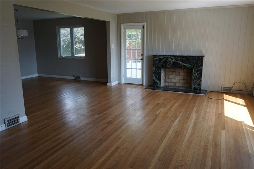 129 Lebanon Church Road Pittsburgh, PA 15236 - Photo 5 of 25 Gallery Image 5