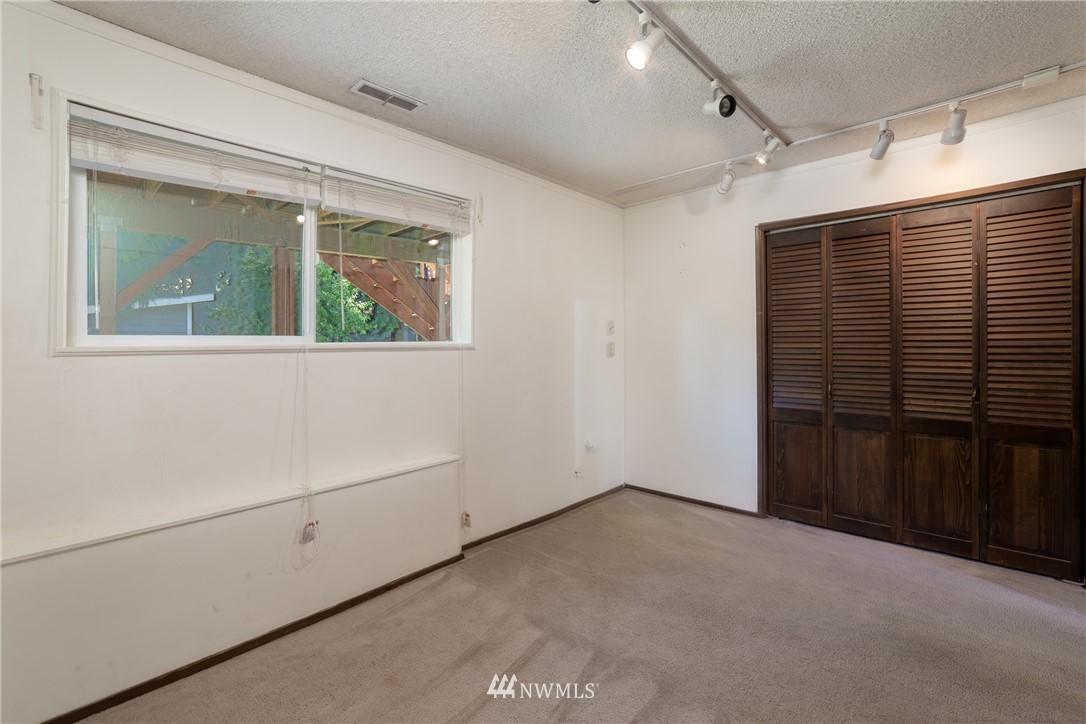 2220 172nd Place Southeast Bothell, WA 98012 - Photo 18 of 25 Gallery Image 18
