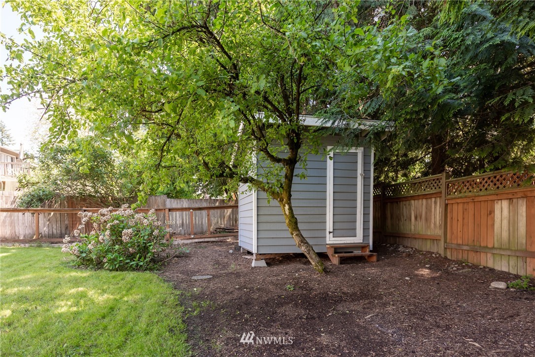 2220 172nd Place Southeast Bothell, WA 98012 - Photo 24 of 25 Gallery Image 24