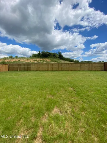 $2,400 | 3160 Magnolia Bloom Drive, Hernando, MS 38632