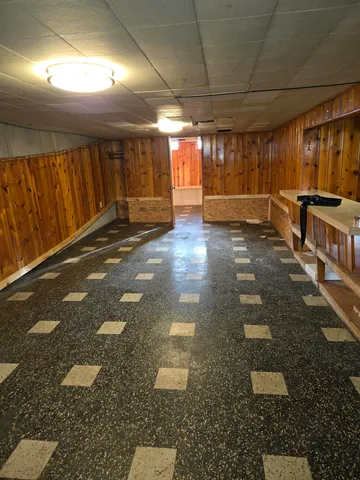 $1,900 | 27294 West Pleasant Ridge Drive, Dearborn Heights, MI 48127