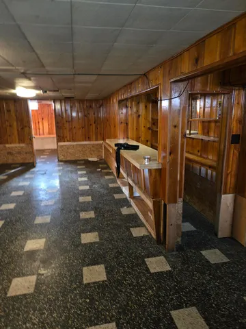 $1,900 | 27294 West Pleasant Ridge Drive, Dearborn Heights, MI 48127