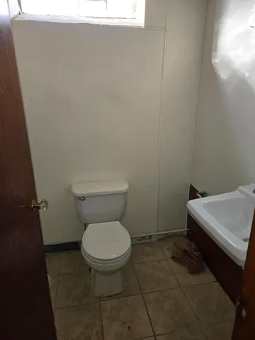 $1,900 | 27294 West Pleasant Ridge Drive, Dearborn Heights, MI 48127