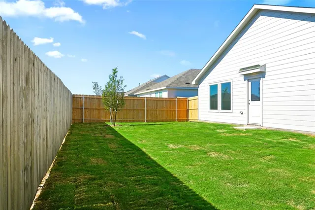 $2,049 | 4913 Ivory Knl Road, Fort Worth, TX 76179