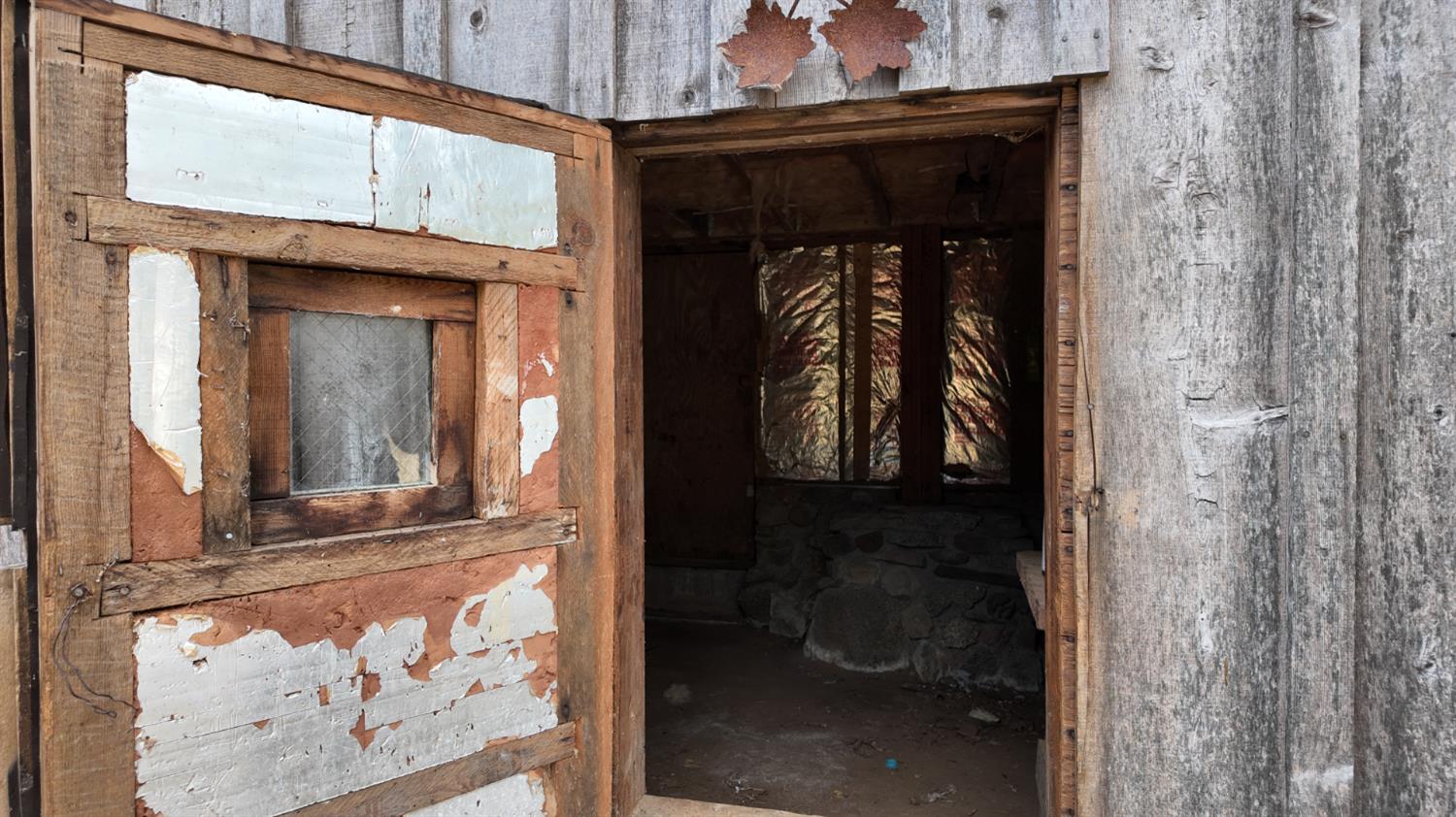 8600 Lodestone Road Somerset, CA 95684 - Photo 49 of 63 a view of a entryway