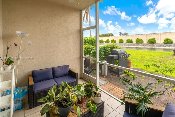 $415,000 | 9925 Northwest 57th Manor, Coral Springs, FL 33076