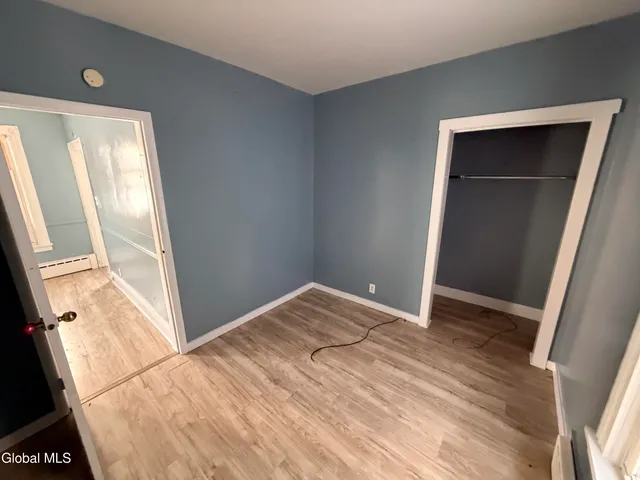 $1,200 | 18 Swan Street, Unit DOWN, Amsterdam, NY 12010