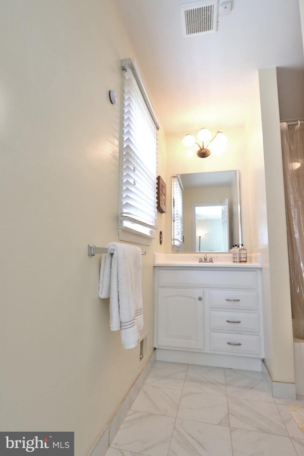 9793 Flint Rock Road Manassas, VA 20112 - Photo 11 of 33 Gallery Image 11