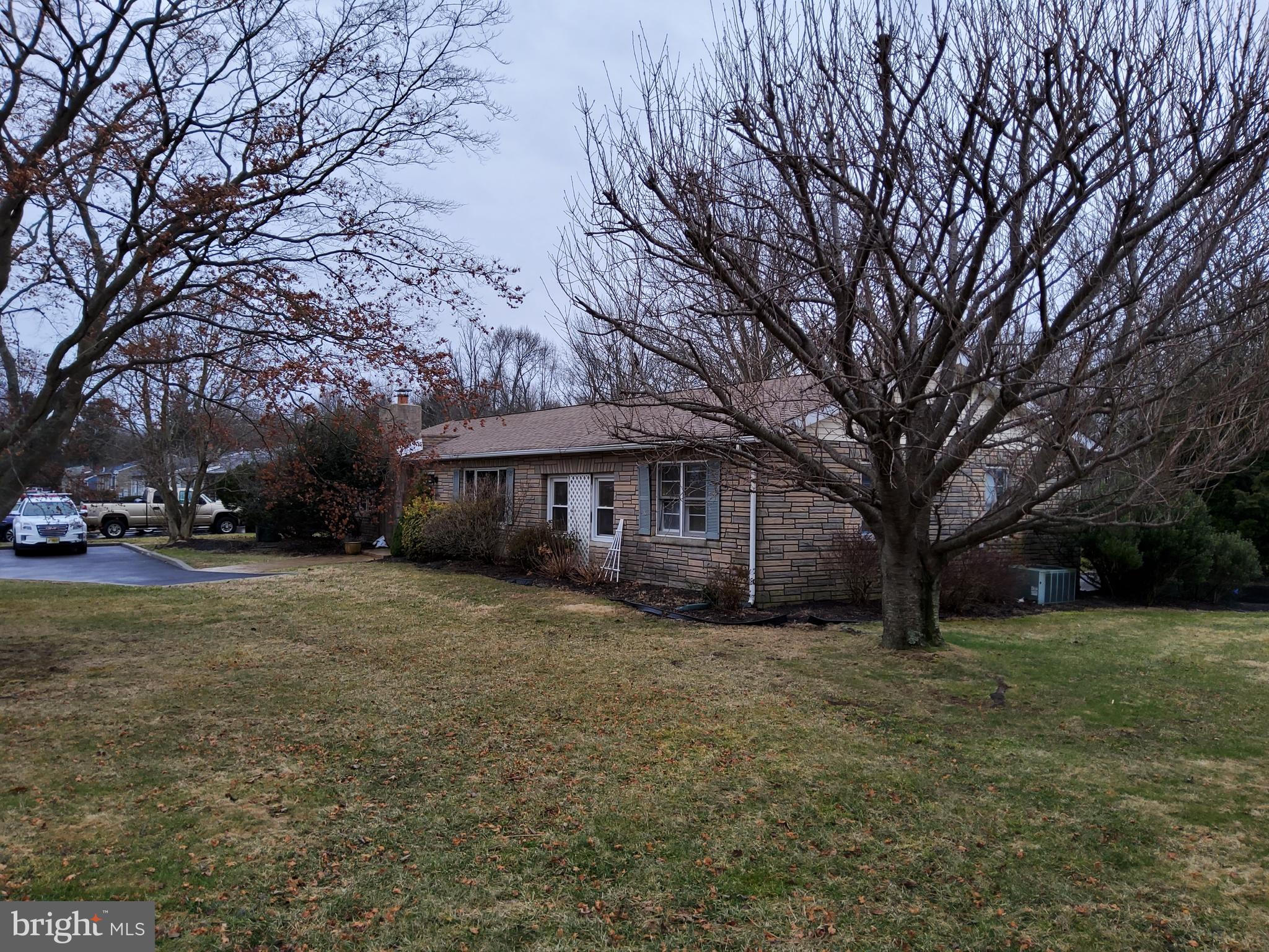 192 Ellisdale Road Allentown, NJ 08501 - Photo 2 of 16 Gallery Image 2