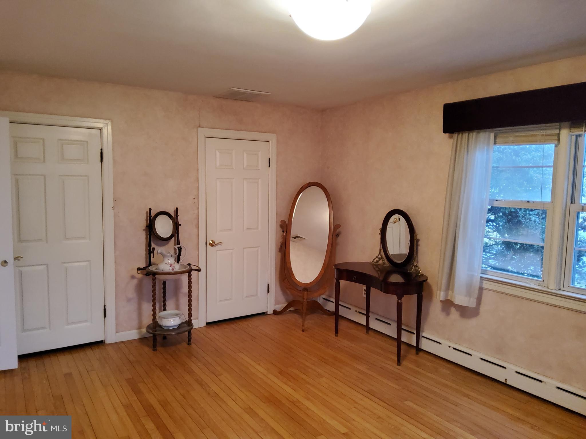 192 Ellisdale Road Allentown, NJ 08501 - Photo 9 of 16 Gallery Image 9