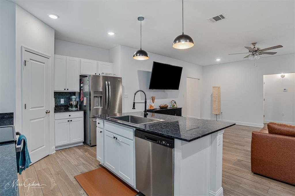 1121 BAYOU BAY Court Frierson, LA 71027 - Photo 9 of 20