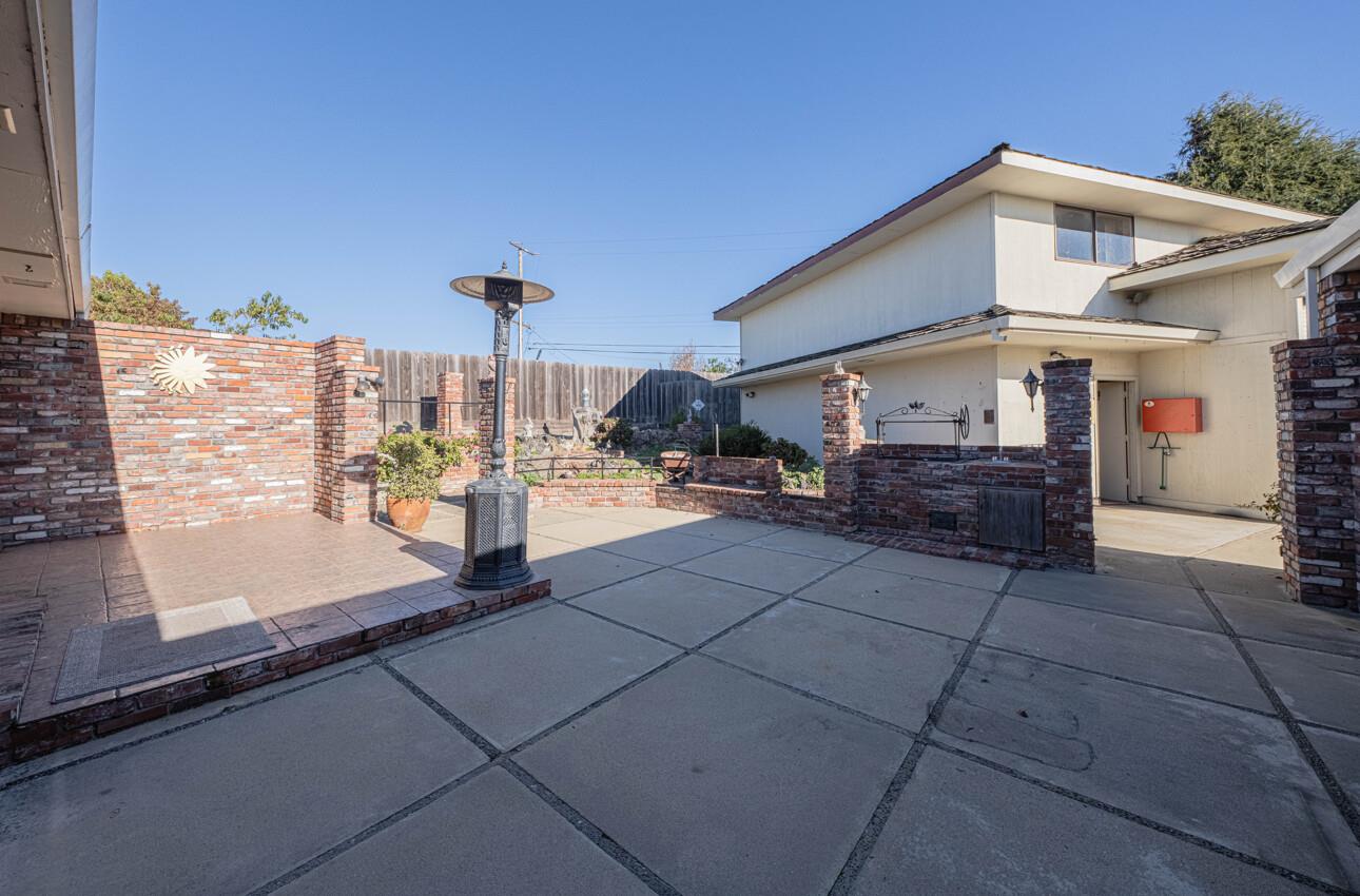 1527 Atherton Way Salinas, CA 93906 - Photo 21 of 64