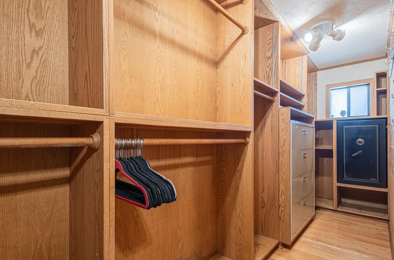 1527 Atherton Way Salinas, CA 93906 - Photo 35 of 64 a view of walk in closet