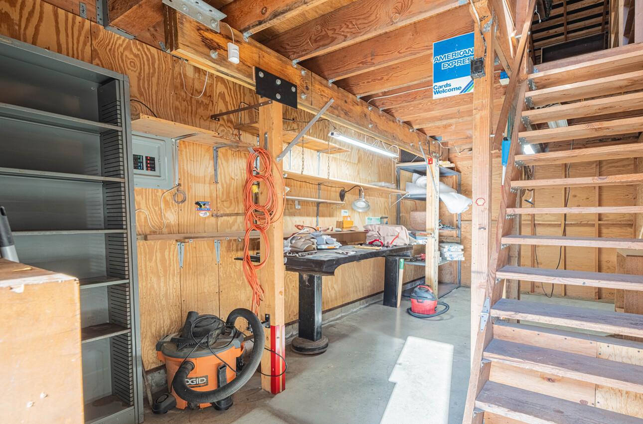 1527 Atherton Way Salinas, CA 93906 - Photo 57 of 64 a view of a room with gym equipment