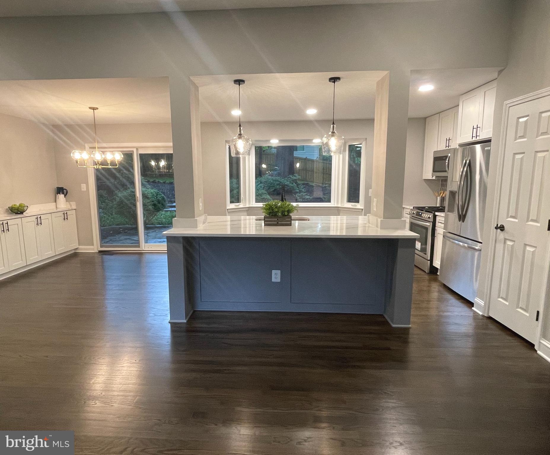 3610 Cornell Road Fairfax, VA 22030 - Photo 3 of 18 Huge island with quartz countertop