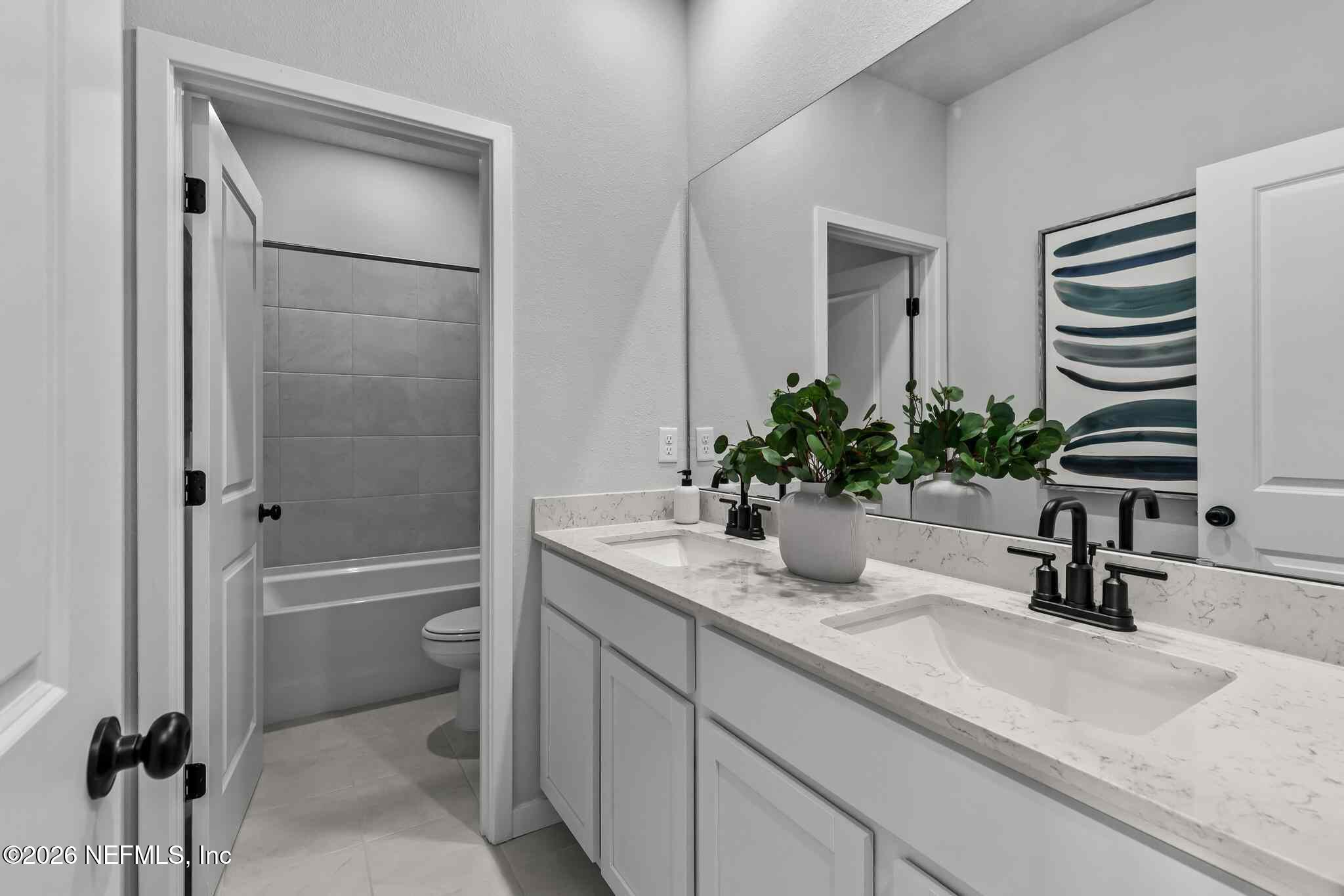 1355 Ribbon Place Palm Coast, FL 32164 - Photo 12 of 36 Silver Maple OCP - guestbath2