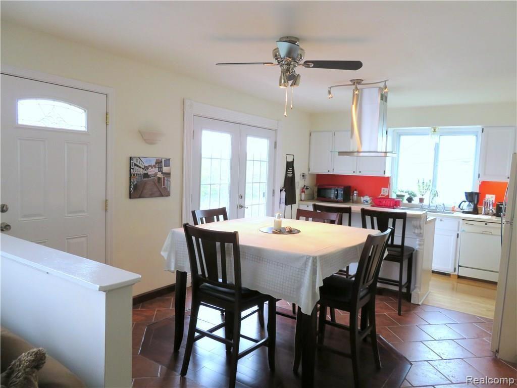 1173 Brighton Lake Road Brighton, MI 48116 - Photo 10 of 23 Kitchen.JPG