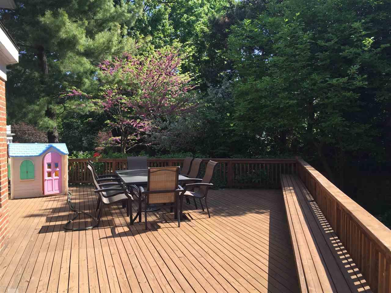 23 Beacon Hill Road Grosse Pointe Farms, MI 48236 - Photo 28 of 33