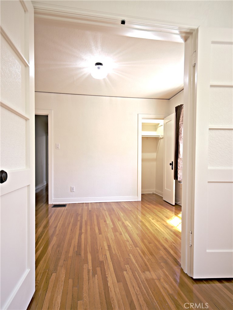 3265 Pine Street Riverside, CA 92501 - Photo 11 of 27 Middle Bedroom