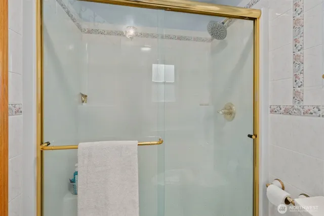 $629,900 | 126 Riverview Drive, Chehalis, WA 98532