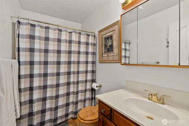 $629,900 | 126 Riverview Drive, Chehalis, WA 98532