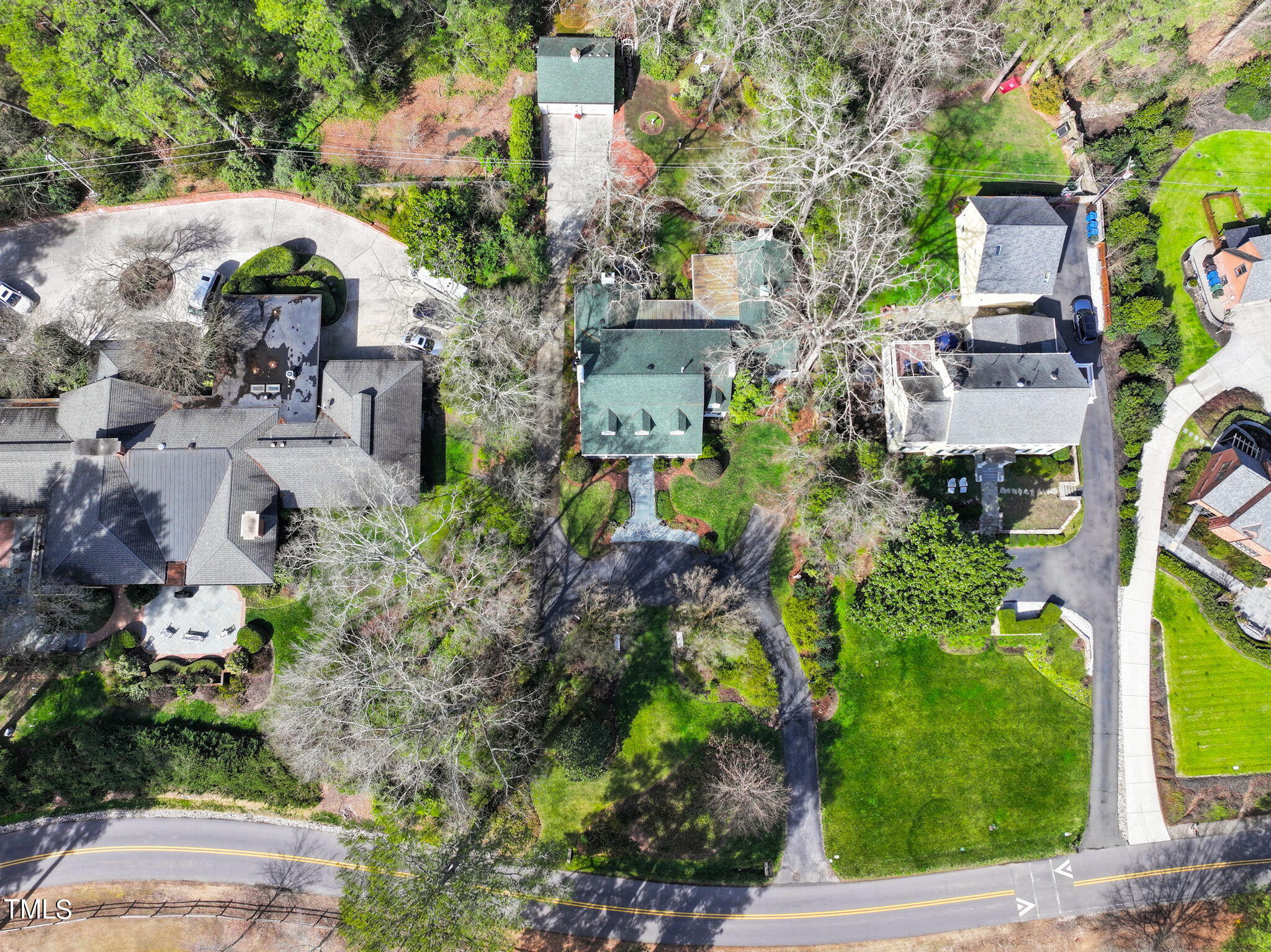 3940 Dover Road Durham, NC 27707 - Photo 70 of 72 an aerial view of a house with a garden