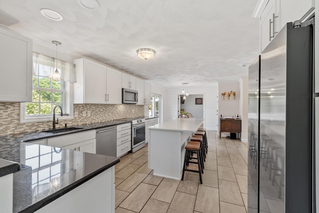 98 North End Road Townsend, MA 01469 - Photo 9 of 42