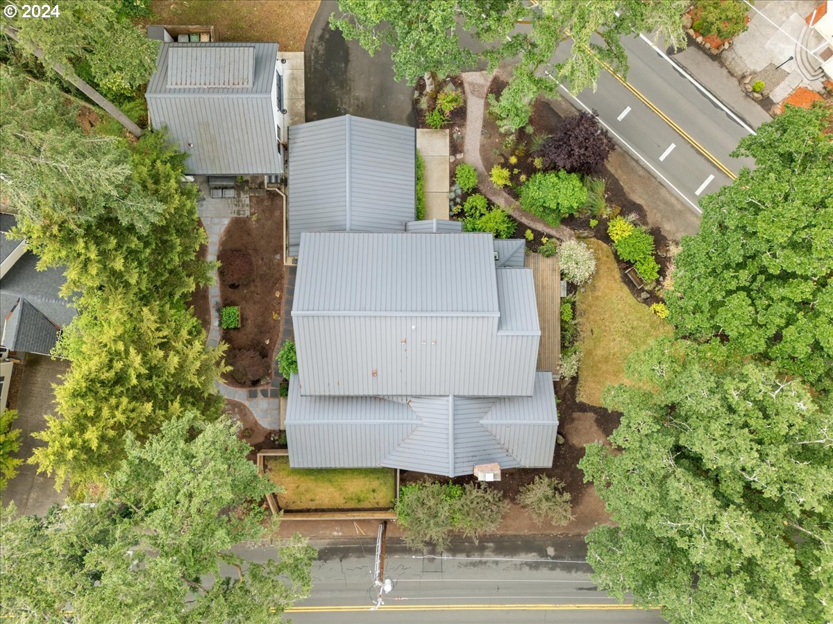 15112 Quarry Road Lake Oswego, OR 97035 - Photo 47 of 48 Gallery Image 47