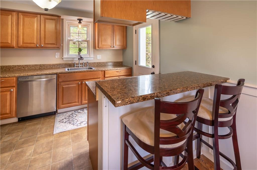 255 McMurray Road Pittsburgh, PA 15241 - Photo 8 of 25 Gallery Image 8