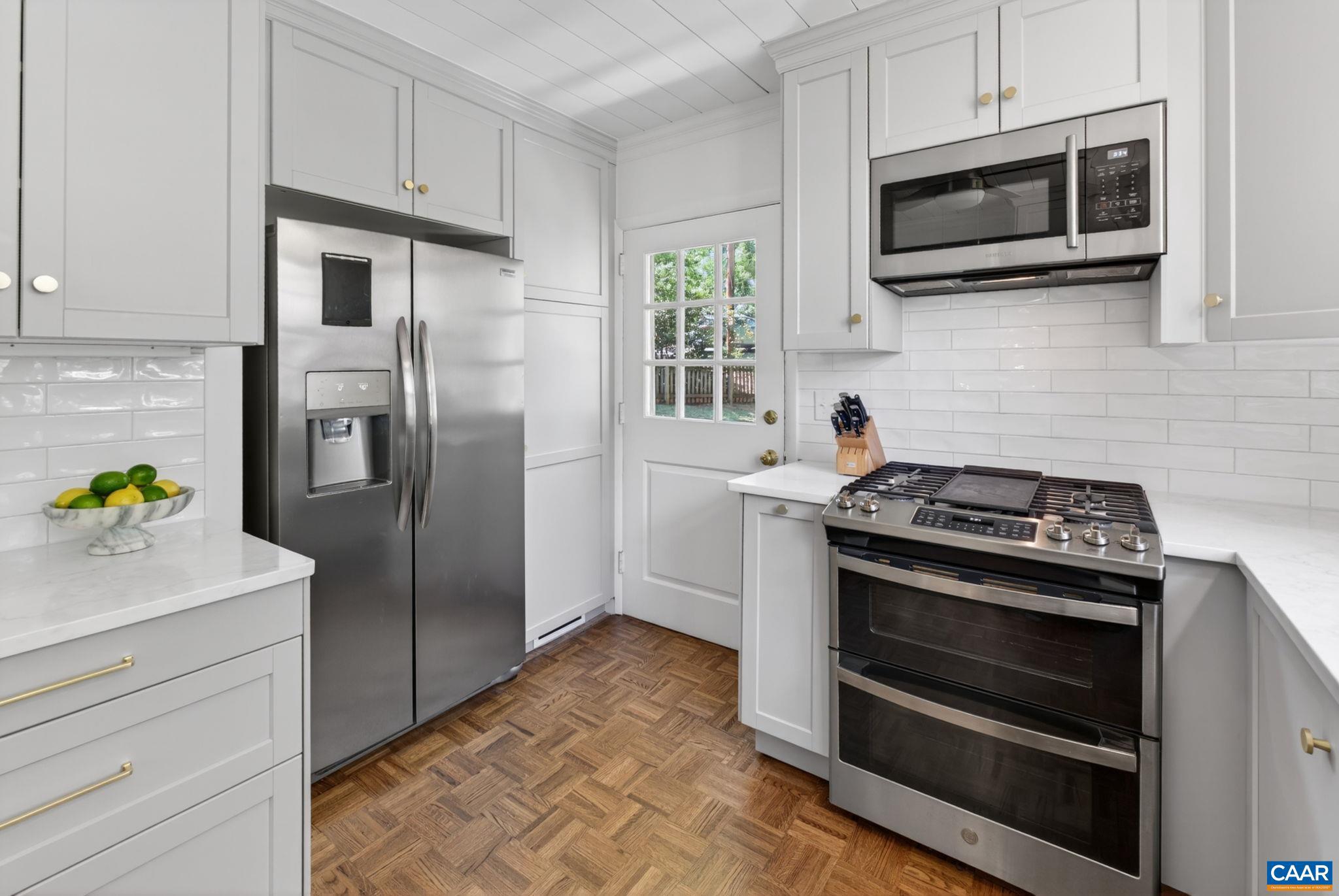 128 North Bennington Road Charlottesville, VA 22901 - Photo 12 of 47