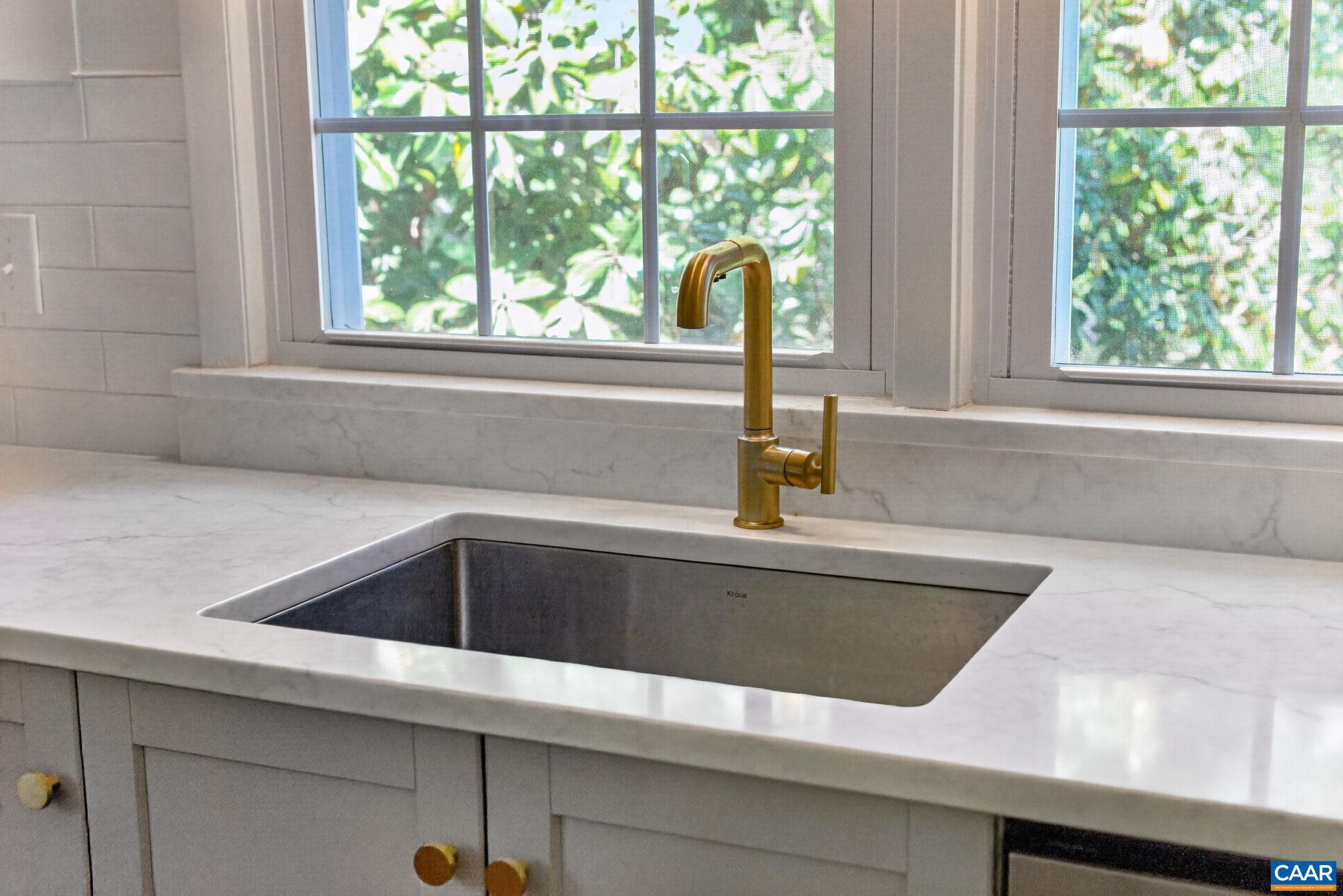 128 North Bennington Road Charlottesville, VA 22901 - Photo 15 of 47