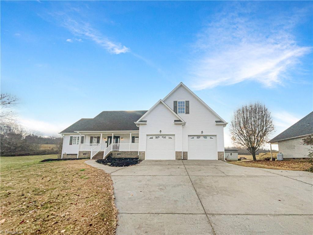 2942 Clear Ridge Drive Trinity, NC 27370 - Photo 1 of 20