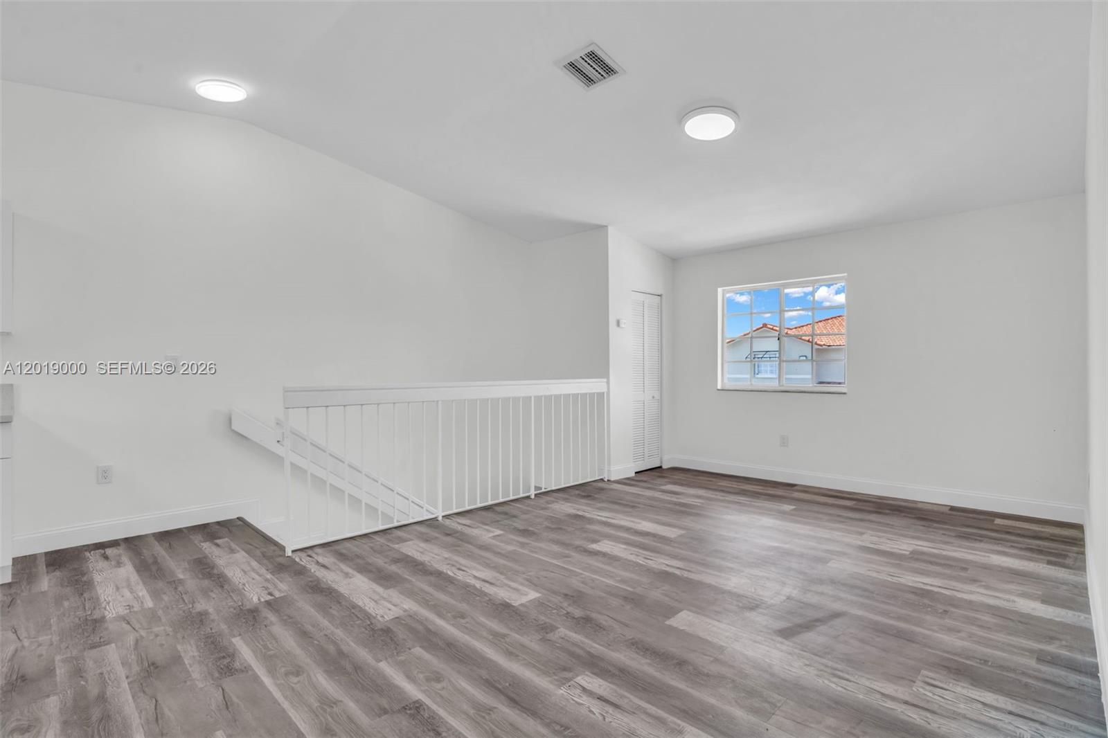 10101 West Okeechobee Road, Unit 16202 Hialeah Gardens, FL 33016 - Photo 6 of 21